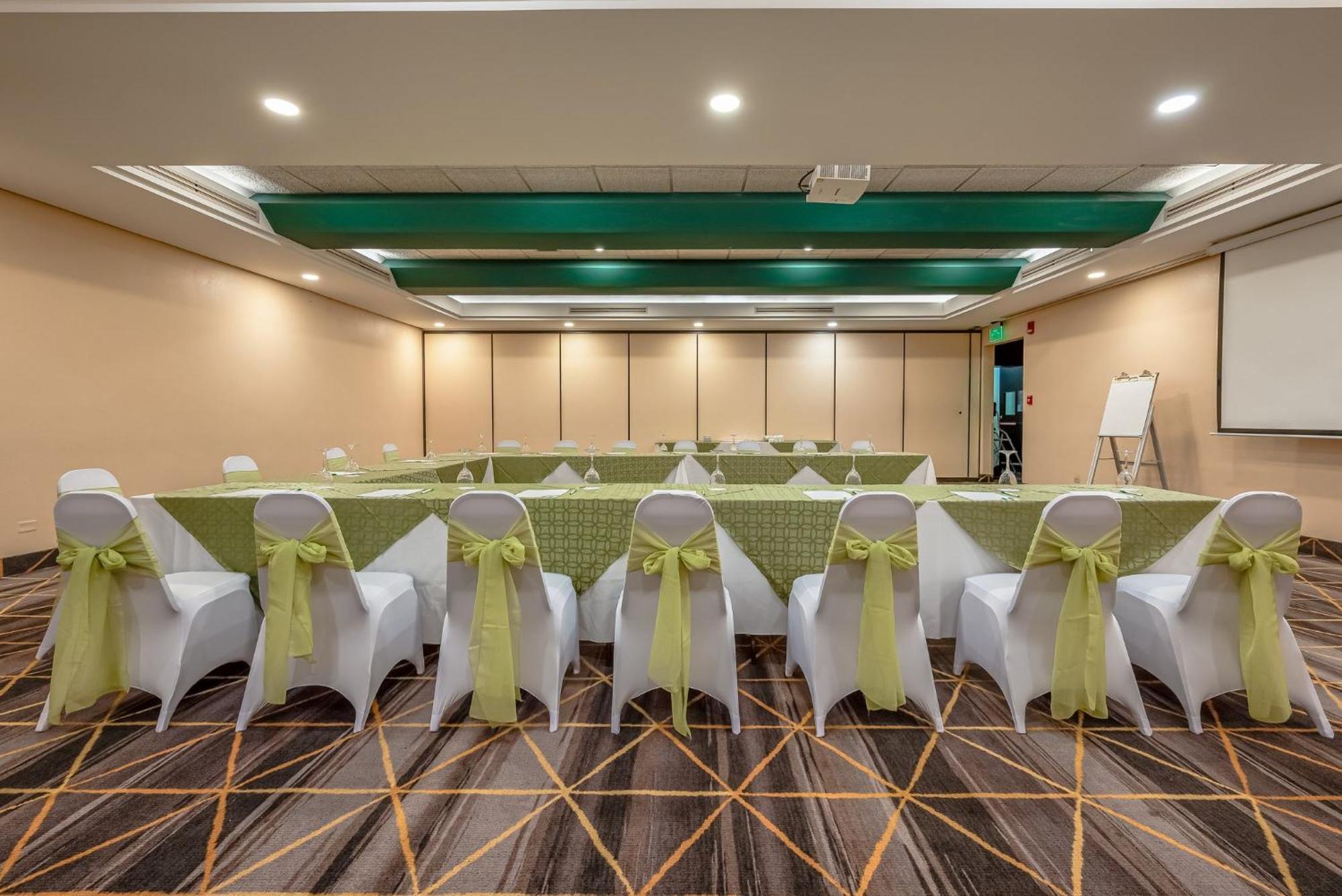 Holiday Inn San Jose La Sabana By Ihg Bagian luar foto